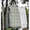 Couverture plaid coton matelassé vert olive motif gris IB Laursen