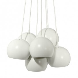 Mehrfach-Pendelleuchte mit 7 weißen Kugellampenschirmen aus Metall Frandsen Multi Ball