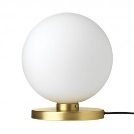 Weiße Kugel-Tischlampe aus Messing Broste Copenhagen Caspa