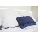 lorena canals coussin coton tricote franges bleu cobalt 30 x 50 cm SC-AIR-ABL