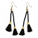 madam stoltz boucles d oreilles noires pompons et perles