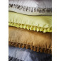Grande housse de coussin carrée lin lavé pompons Madam Stoltz blanc