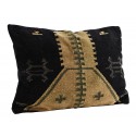 Housse de coussin kelim brodé Madam Stoltz noir beige