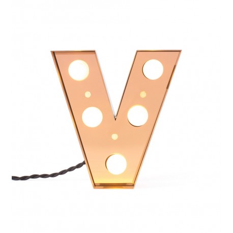 lampe lettre lumineuse v applique metal or led seletti caractere