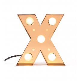 lampe alphabet lettre x applique metal laiton led seletti caractere