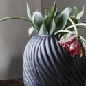 grand vase design verre texture brun fonce house doctor noa