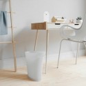 umbra skinny corbeille a papier design plastique blanc brillant