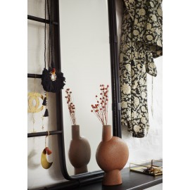 madam stoltz miroir a poser contre mur cadre metal noir avec barreaux