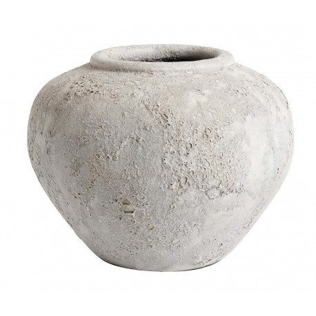 vase terre cuite surface lunaire brute gris muubs luna 26