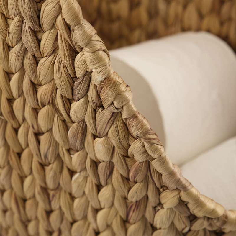 Des rouleaux de papier WC réunis un panier tressé