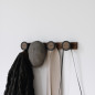 portemanteau mural contemporain bois fonce noyer umbra hub rail