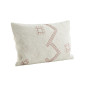 madam stoltz housse coussin rectangulaire coton motif brode ecru rose