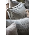 ib laursen housse de coussin carre lin beige naturel broderie