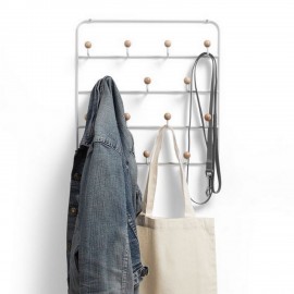 portemanteau a suspendre sur porte metal blanc boules bois umbra estique 1004045-660