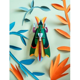 insecte sauterelle decoration murale en carton studio roof