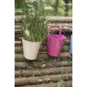 cache pot a suspendre metal rose fuschia ib laursen