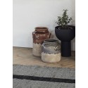 cache pot sur pied design contemporain metal noir madam stoltz