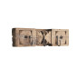 Madam Stoltz Wandgarderobe aus recyceltem Holz