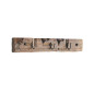 Madam Stoltz Wandgarderobe aus recyceltem Holz