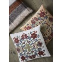 Housse de coussin motif floral velours Madam Stoltz