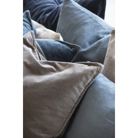 housse de coussin velours gris taupe carré ib laursen 50 x 50 cm