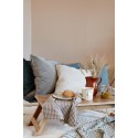 grande housse coussin poilu tufte moelleux blanc coton ib laursen
