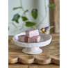 plat a gateau sur pied gres blanc oiseau bloomingville tweet