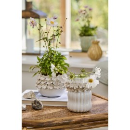 cache pot deco gres emaille blanc fleurs sculptee relief 3d ib laursen