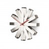 Horloge murale acier design Umbra Ribbon