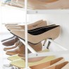 Etagere a chaussures 5 niveaux tablette bois roulettes Yamaazaki Tower