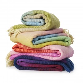 Plaid degradee couleurs laine agneau Klippan Aurora