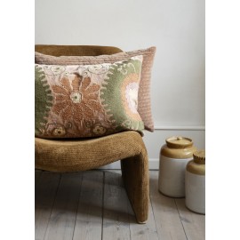 Fauteuil bas design retro velours Madam Stoltz
