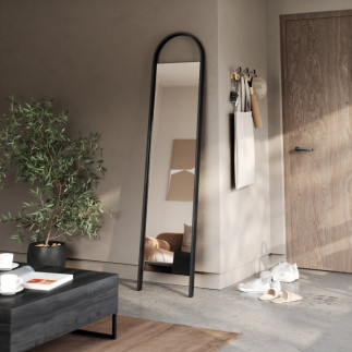 Grand miroir arche a poser contre le mur design Umbra Bellwood