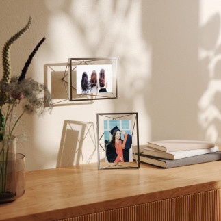 Cadre photo a poser design chic metal Umbra Prisma