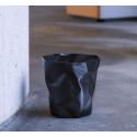 Poubelle noire design bin bin essey