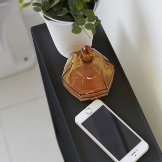 rangement design papier toilette reserve acier noir yamazaki tower