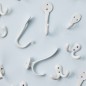 crochet mural double rustique blanc metal ib laursen
