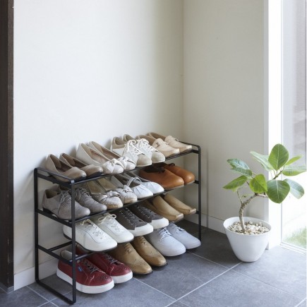 Etagère à chaussures extensible 3 niveaux Yamazaki Frame