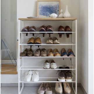 meuble a chaussures ouvert 6 niveaux metal blanc bois yamazaki tower