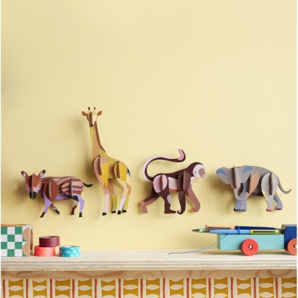 Décoration murale éléphant carton Studio Roof