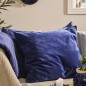 grand coussin velours bleu indigo ib laursen