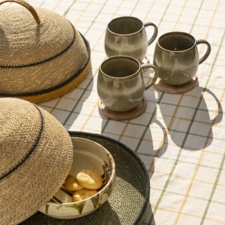 Mug artisanal gres khaki Madam Stoltz
