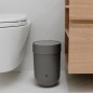 Poubelle salle de bains grise design umbra touch