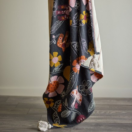 Plaid coton recycle floral noir couleur Bloomingville