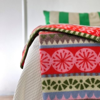 Plaid scandinave laine agneau Klippan Arvidsjaur