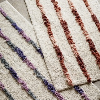 petit tapis tufte raye rouge madam stoltz