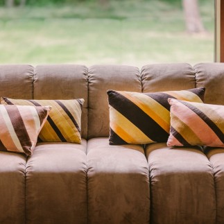 coussin de canape chic rayures jaune noir hk living striped