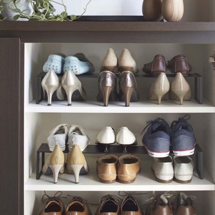 Etagère à chaussures extensible gain de place Yamazaki Frame