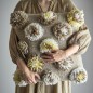 Grand coussin laine tufte fleurs Bloomingville SOMMA