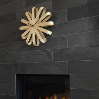 Horloge murale design bois naturel umbra ribbonwood